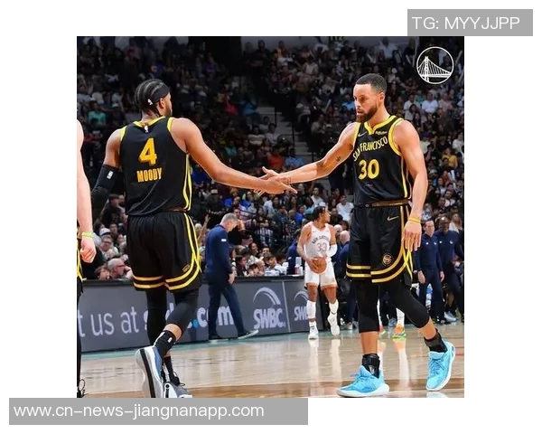 克里斯蒂全场表现出色三分球命中率高效助球队逆转胜利 克里斯蒂全场表现出色三分球命中率高效助球队逆转胜利