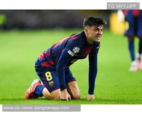 拉菲尼亚缺席巴萨今日训练确定无缘即将到来的国家德比