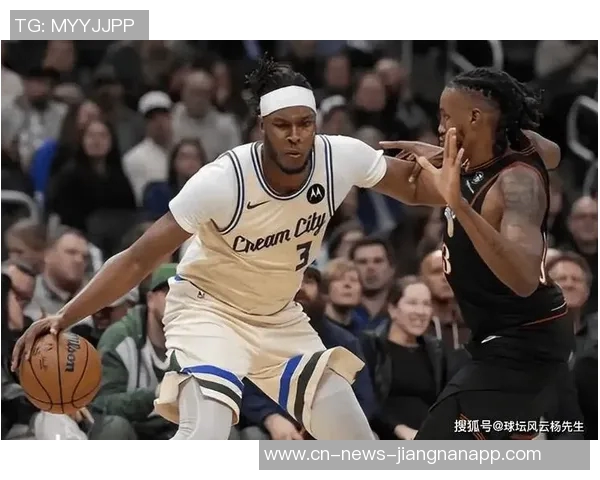 瑞安罗林斯在字母哥缺阵时展现全能表现场均285分7助攻 瑞安罗林斯在字母哥缺阵时展现全能表现场均285分7助攻