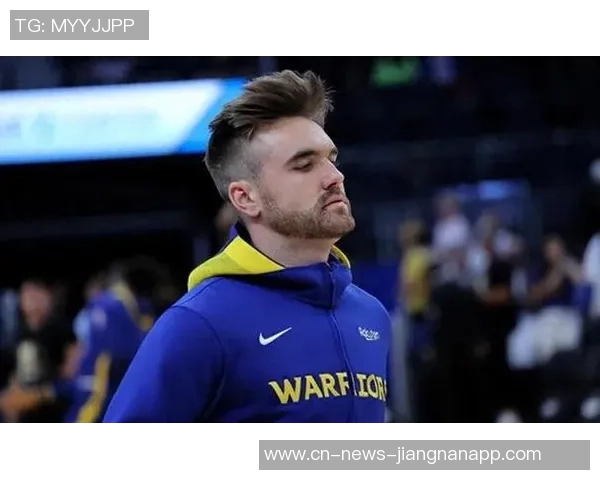 温情瞬间斯潘塞兄弟对决引发勇士灰熊球员教练球迷共鸣欢笑 温情瞬间斯潘塞兄弟对决引发勇士灰熊球员教练球迷共鸣欢笑