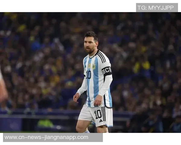 阿迪达斯庆祝与欧冠合作25周年梅西齐祖萨拉赫等明星齐聚海报发布 阿迪达斯庆祝与欧冠合作25周年梅西齐祖萨拉赫等明星齐聚海报发布